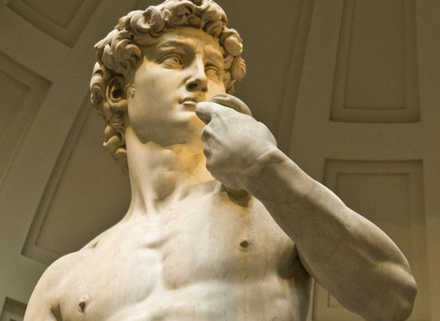 意大利这座文艺之都,立有"男神大卫"雕像,引无数女性在此抓狂