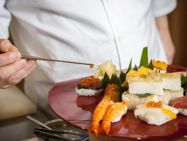 日本人移居到上海，当前数量已超过10万，他们又是如何生存？休闲区蓝鸢梦想 - Www.slyday.coM