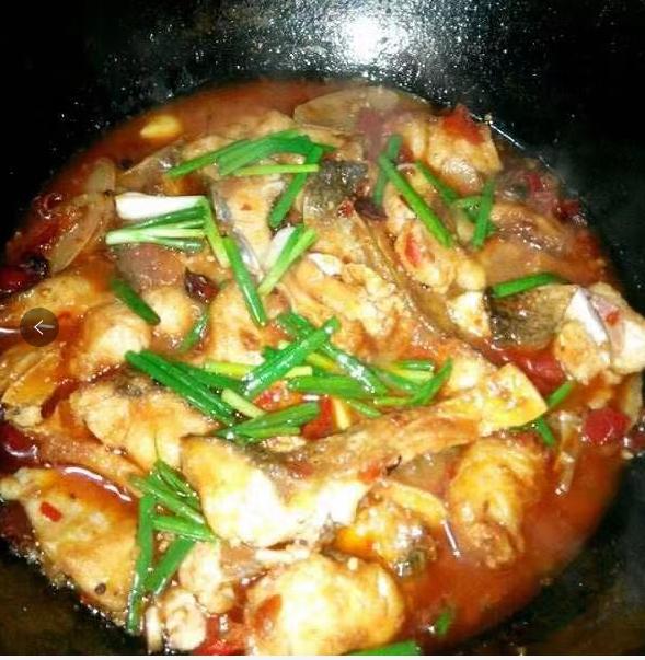 美食家常菜土豆焖鸡豆腐炖鱼块青椒炒五花肉小笋炒肉做法