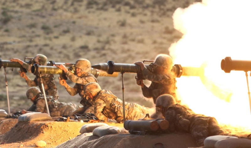 120火配新燃烧弹,解放军单兵火力的极致:智能编程系统准备就绪