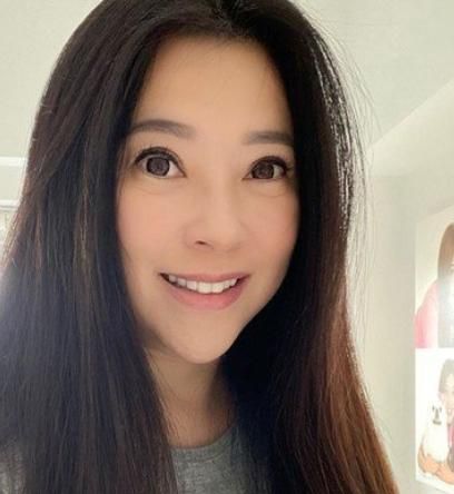 感情路不顺的傅明宪,今沉迷整容令人惋惜