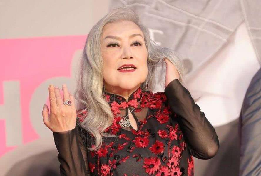 曾被李小龙一手捧红,李小龙去世后沦落到拍风月片,今整成这样|邵音音