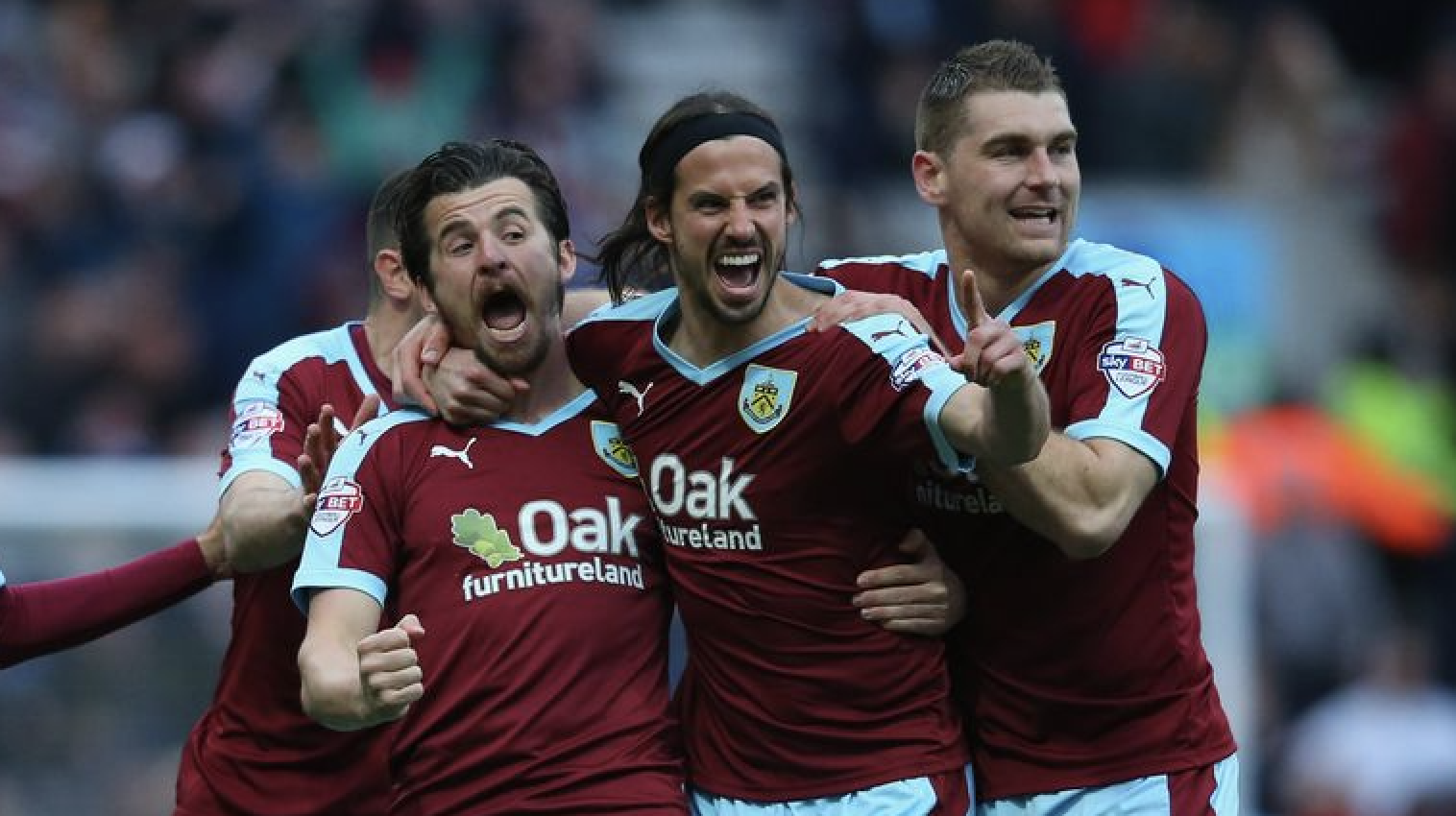 宝儿足球推荐|竞007 英超 曼彻斯特城 vs 伯恩利