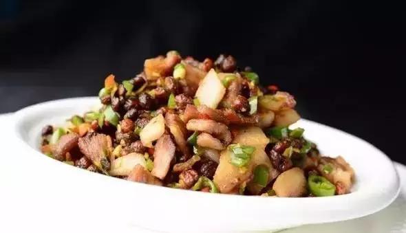 美食推荐豆豉炒油渣红尖椒炒肉宫保藕丁浓香冬瓜片