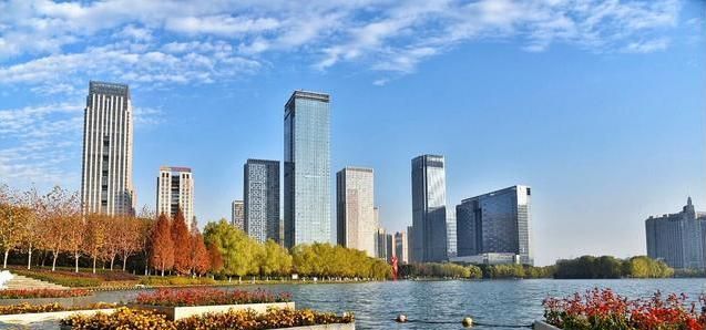 的是合肥在建的未来有望成为合肥新地标的超高层建筑——合肥绿地中心