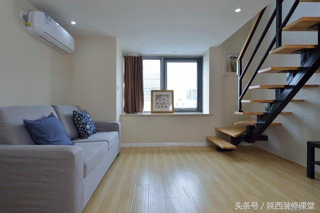 层高是4.5米loft简约风格,没有太多繁琐的东西