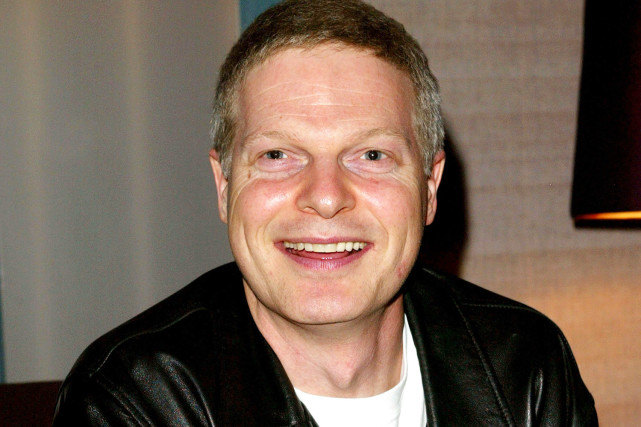 知名制作人从27楼跳下自杀身亡,享年55岁,疑因隔离太久患抑郁症