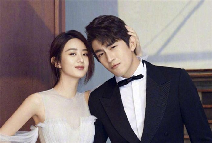 有种合影叫赵丽颖和谁都是笑意满满唯独对他与众不同