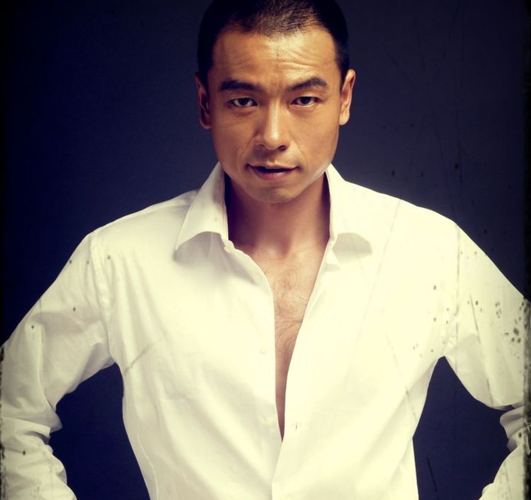 曾为当演员与父亲反目,成名后娶娇妻,竟是熟悉的"塞娅公主"|王挺|塞娅