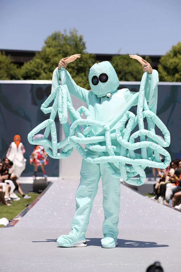 奔跑吧奇装异服时装秀犹如群魔乱舞我笑了