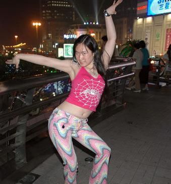 16年前芙蓉姐姐爆红未婚先孕被抛弃