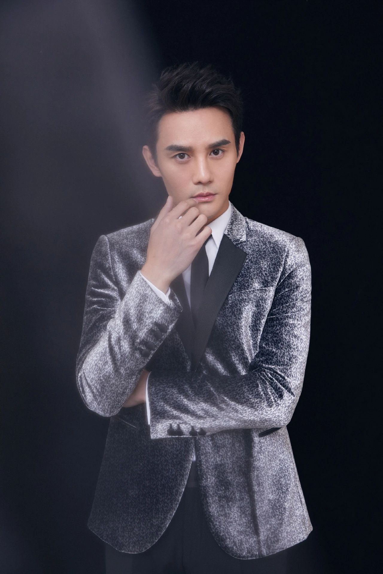 盘点2020上半年亮眼男演员下:为什么他们的角色话题度这么高?