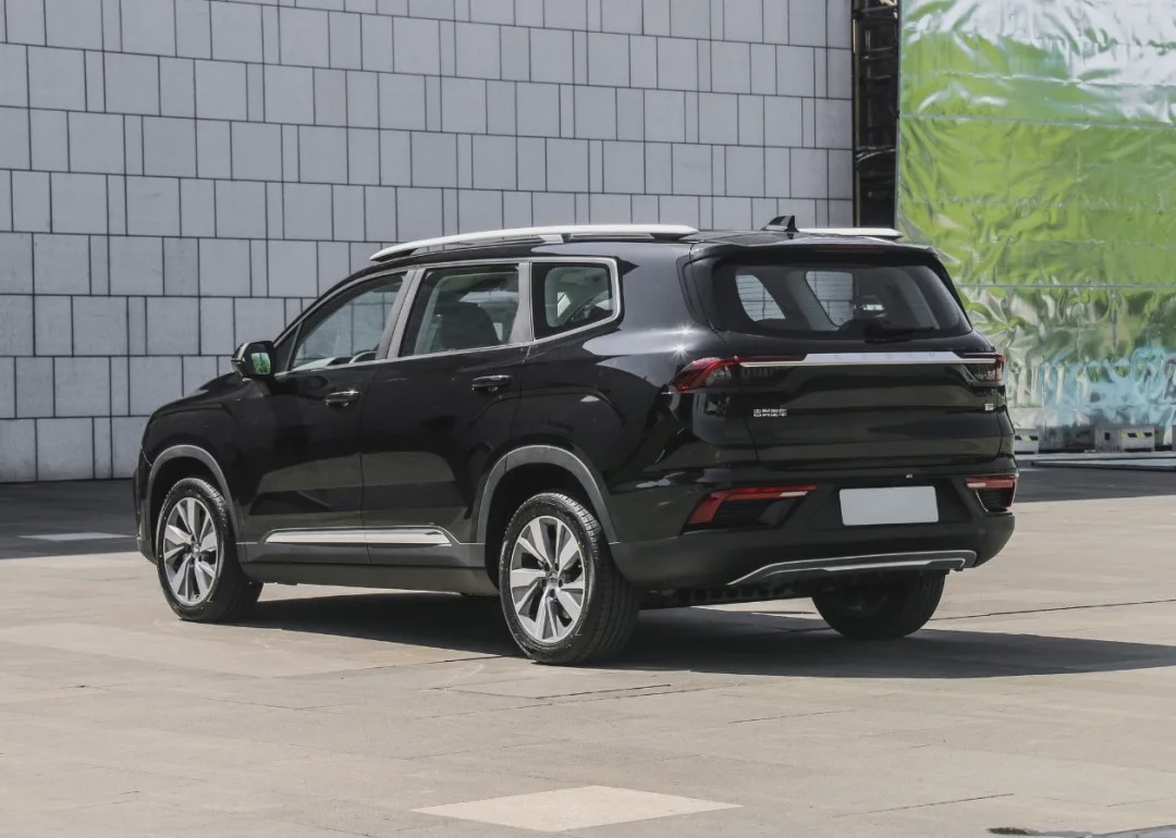 吉利大7座suv豪越开卖