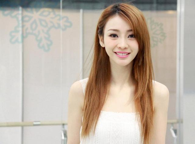 别嘲李嘉欣了她侄媳妇晒家庭合影每月生活费还没李嘉欣多