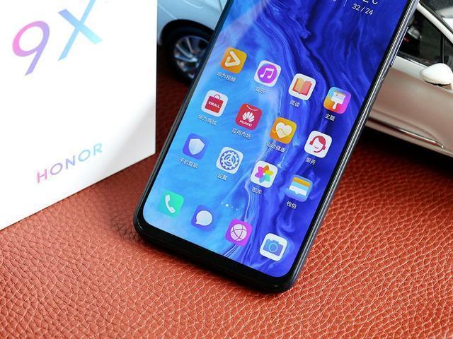 1000-1500元值得买的华为荣耀手机,有性能有颜值,综合实力出众