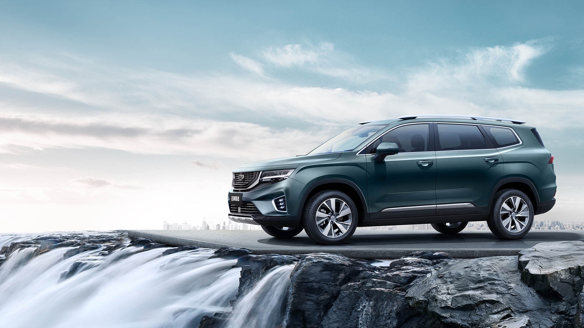 吉利豪越正式上市10.36万元起售