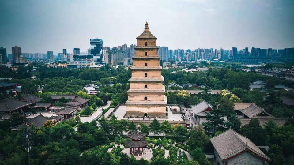 西安古城两个标志性建筑,也是热门景点,为啥游客不愿买票参观
