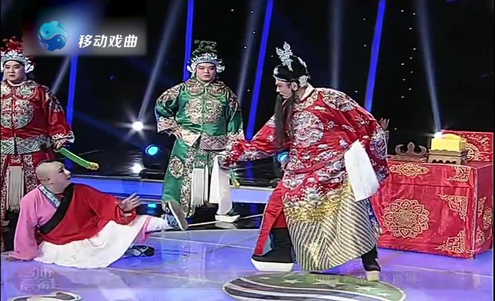 海连池演唱的曲剧《卷席筒》选段跪大堂