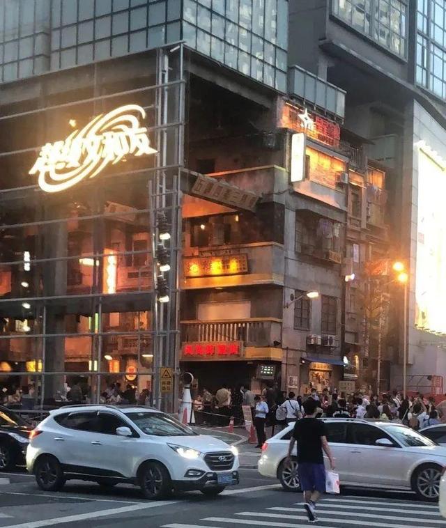 广州超级文和友试业火爆神话能否再现