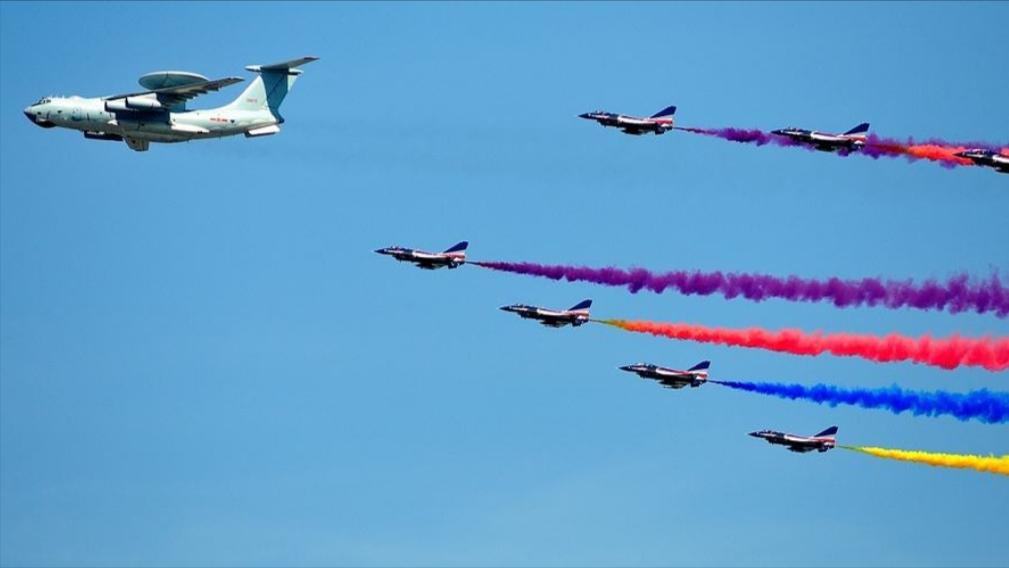 开国大典心酸一幕:飞机太少周总理让飞机飞两遍|让祖国检阅0613