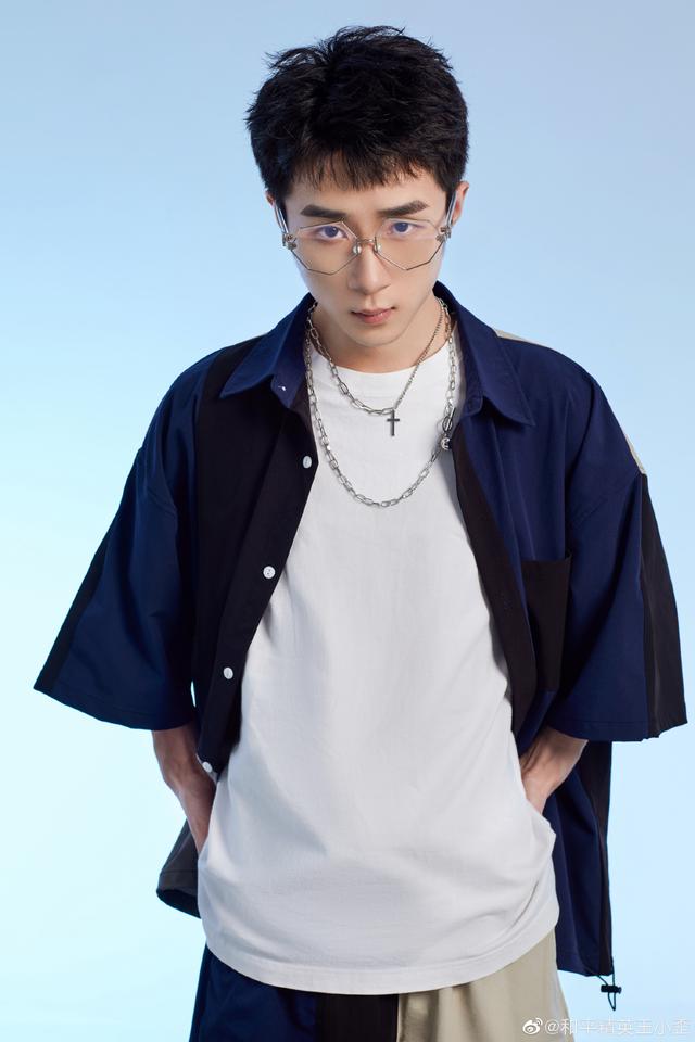 新一哥屡次请教育儿经验难道已经隐婚弄清情况情商高