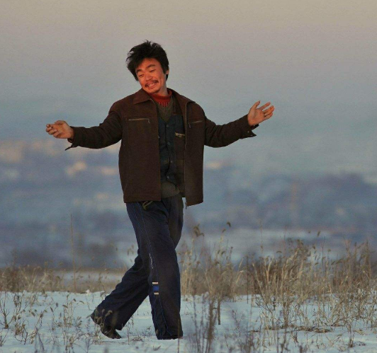 从傻根到许三多王宝强的纯洁善良深入人心黄渤有不同看法