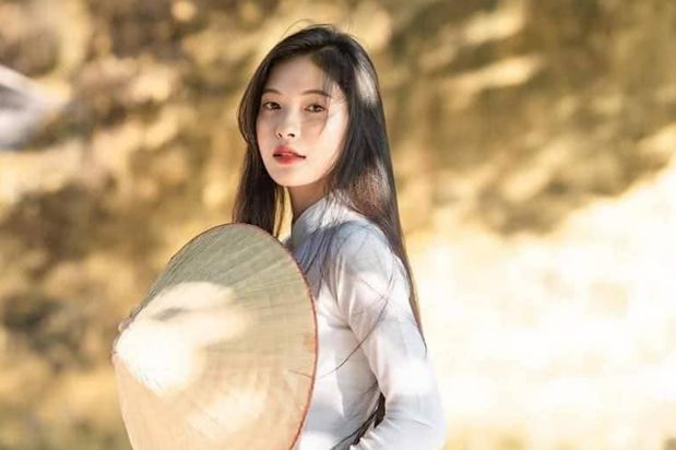 越南姑娘初次到中国旅游,表示:中国哪都好,但有一点难以接受越