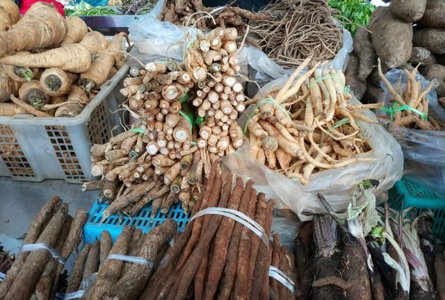 吃药根根汤,换肚肠,这个云南普洱人必备的端午美食,已入选非遗