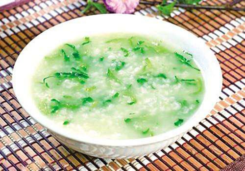 春宜食粥:菠菜粥补肝阴,菊花粥散风热,还有这些要了解