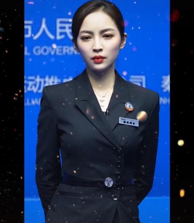 王钟瑶—台球赛场上最美的风景线。|王钟瑶_新浪新闻