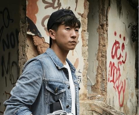 tvb力捧小生感激妈妈出手相助:誓要报亲恩|力捧|小生|马贯东_新浪新闻