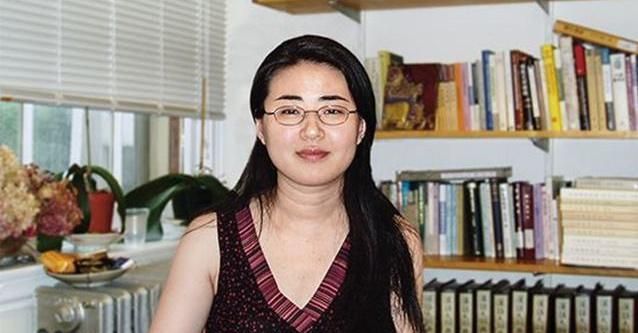 被祖国资助却远嫁美国,13岁考入北大的田晓菲,现如今她如何了