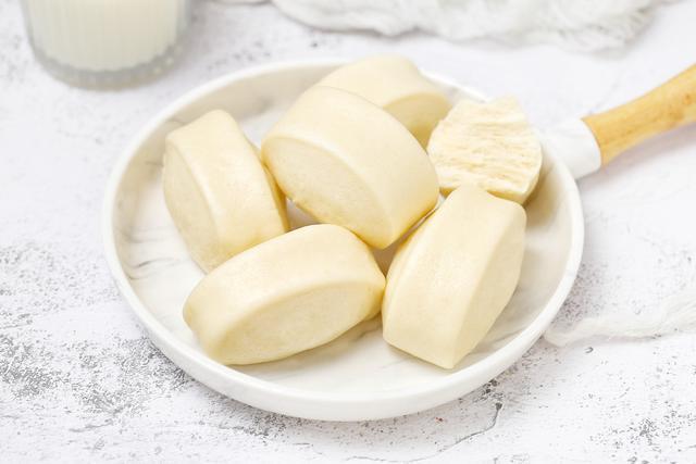 一次发酵的奶香小馒头,省时省力成功率高,暄软蓬松比面包还好吃|面团|