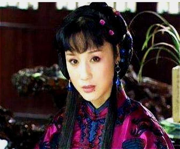女军统领苏三娘太平军还创建了女军制度,女军有军帅一人,下设卒长