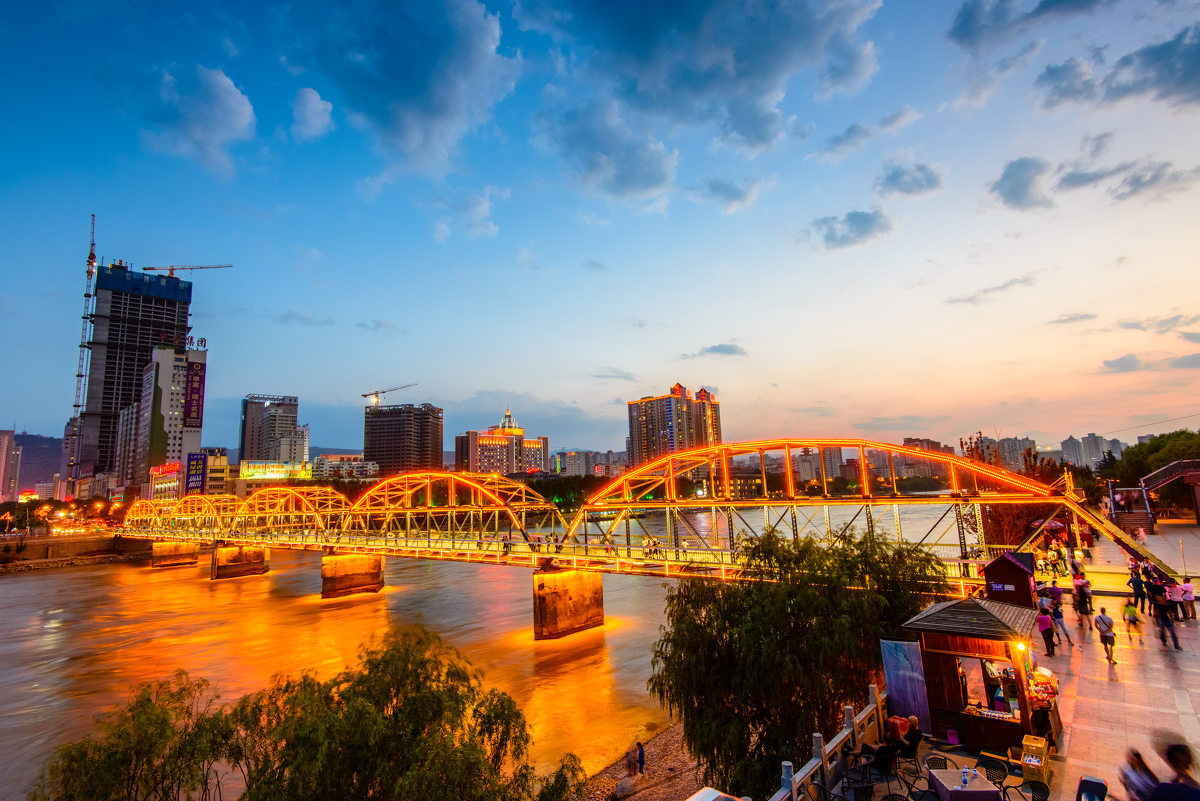 西部潜力最大二线城市,gdp总量不到3000亿,却斥资百亿修建地铁|兰州