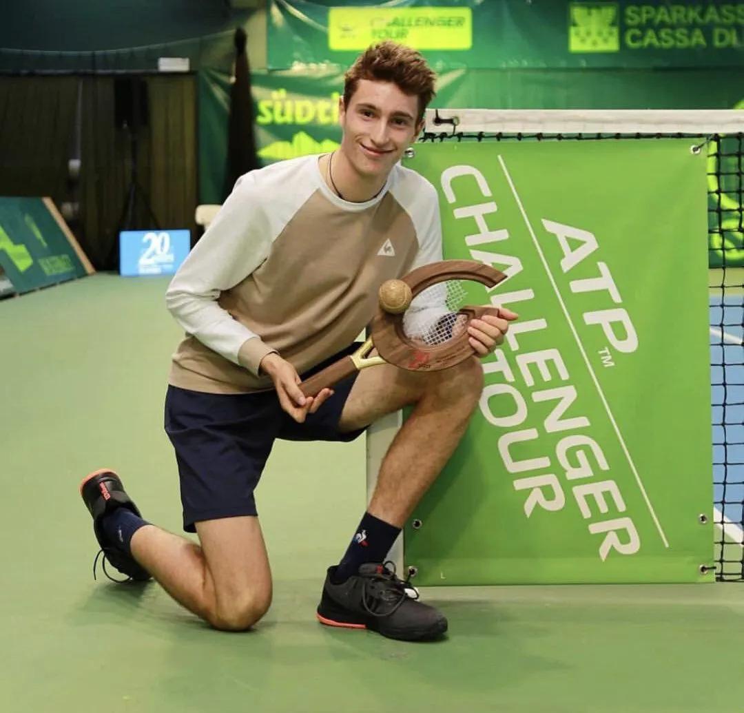 钢琴网球王子安贝尔22岁生日快乐!