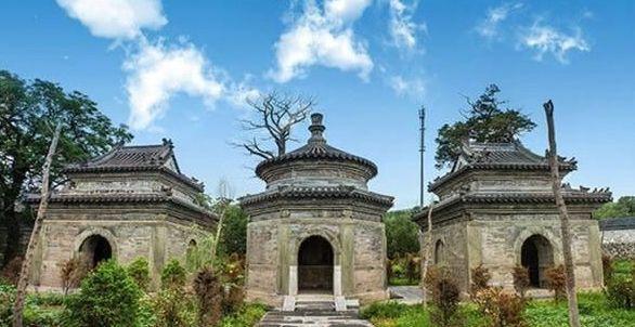 北京西山一场暴雨冲出魏忠贤墓陪葬品暴露了当年魏忠贤的野心