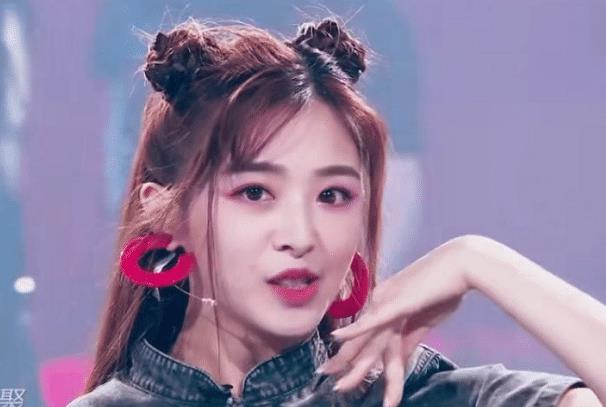 张含韵哪吒头好有活力,戏曲腔也是无敌了,果然是个完美女神