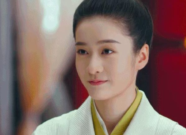 盘点在影视剧中女扮男装的明星,迪丽热巴惊艳,最后一位帅出圈