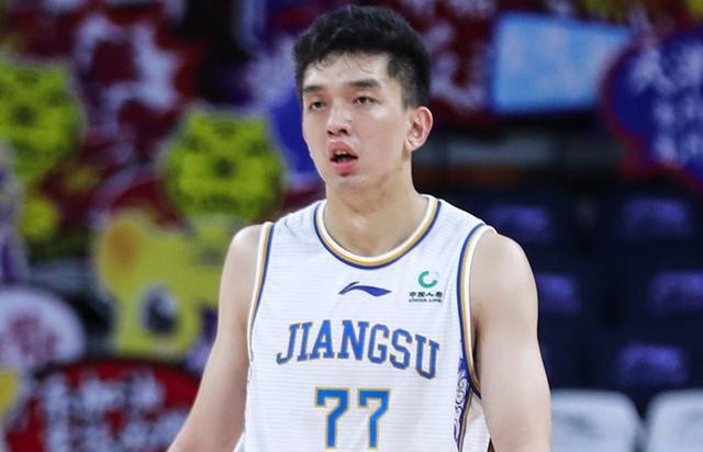 阵容:布莱克尼,史鸿飞,侯逸凡,柳伟,吴冠希天津队首发阵容:刘帅,史仪