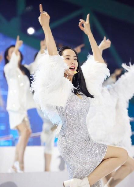 王智音色动人却被淘汰乘风破浪的姐姐二公三公淘汰名单不合理