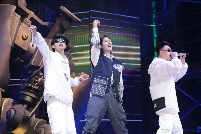 说唱听我的cypher合作赛来袭魔动闪霸再创二次元新曲风