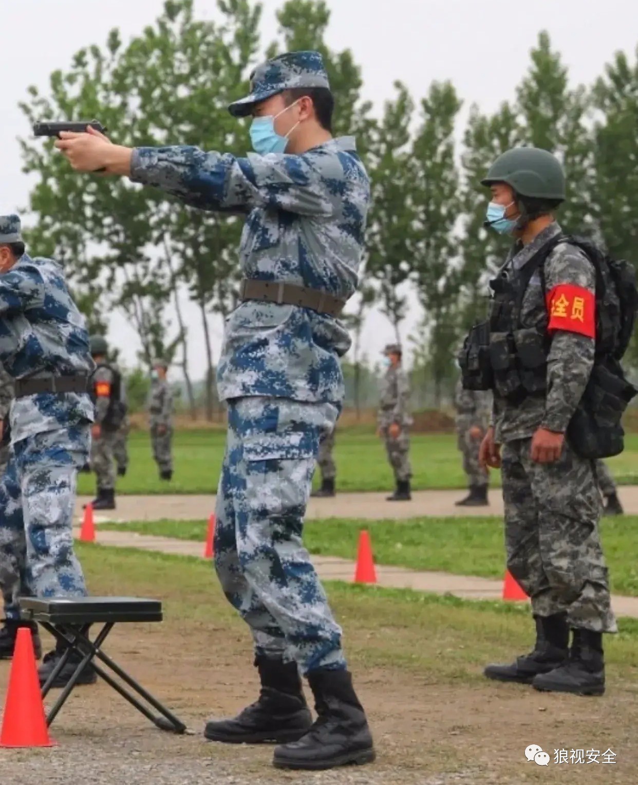 多支部队已换装星空迷彩以迷彩颜色划分军种将成为历史