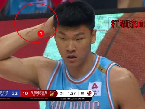 CBA复赛8天首次流血,多人受伤太激烈,周琦直接被撞翻了!|CBA|周琦|青岛队_新浪新闻