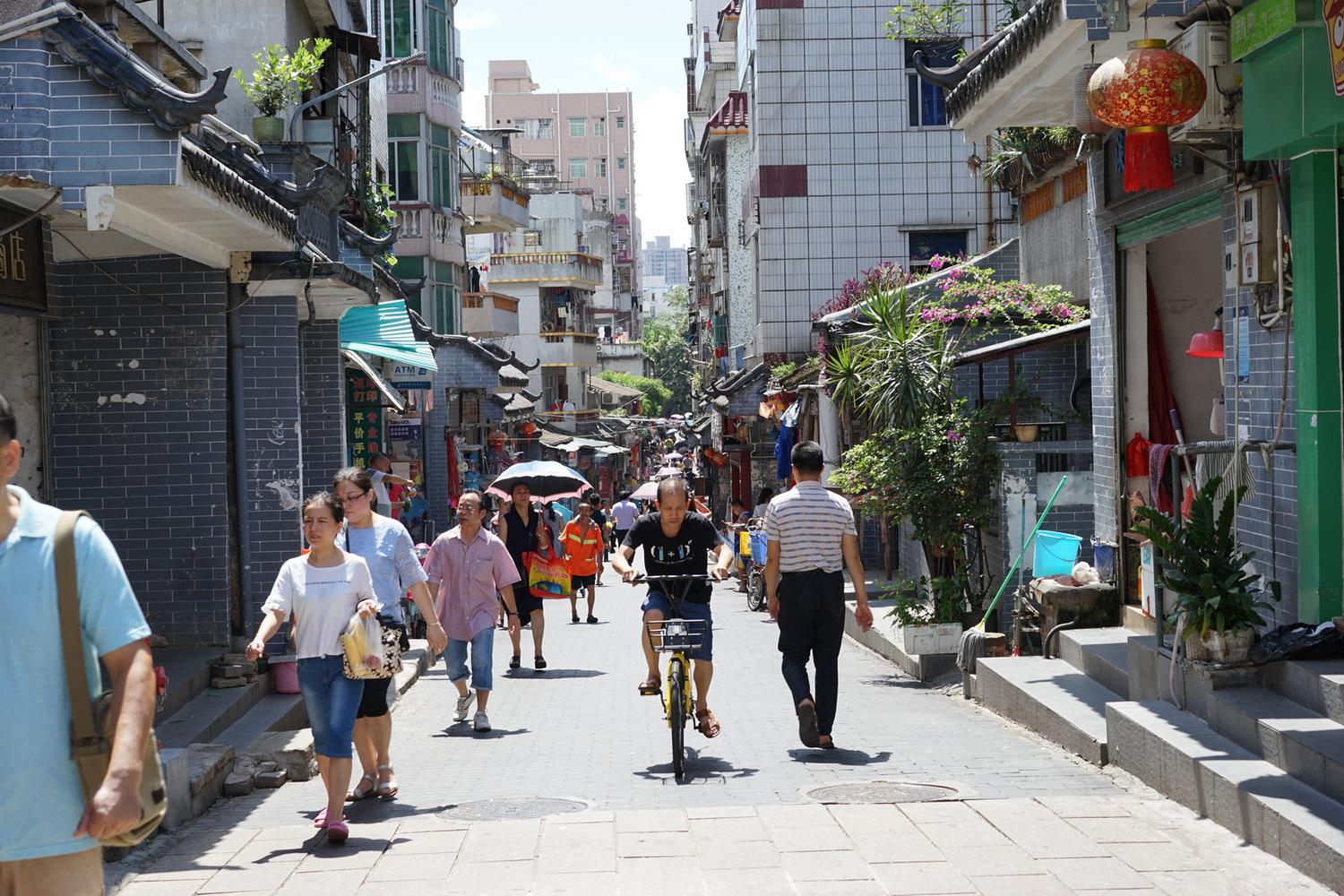 深圳"最古老"城中村,见证千年历史变迁,今却一墙隔开2个世界