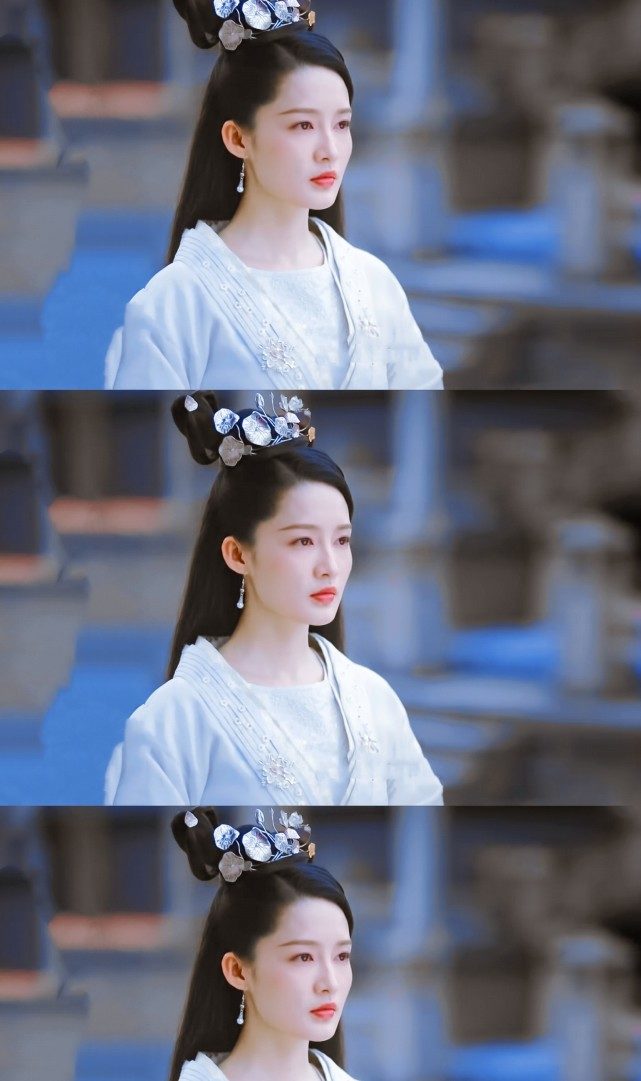 李沁的古装一直都是很美,有气质也有演技.