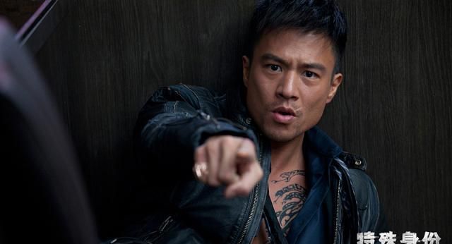 曾爱上李玟又被甩,被向华强力捧,拍戏遭破相|安志杰|李玟|向华强_新浪