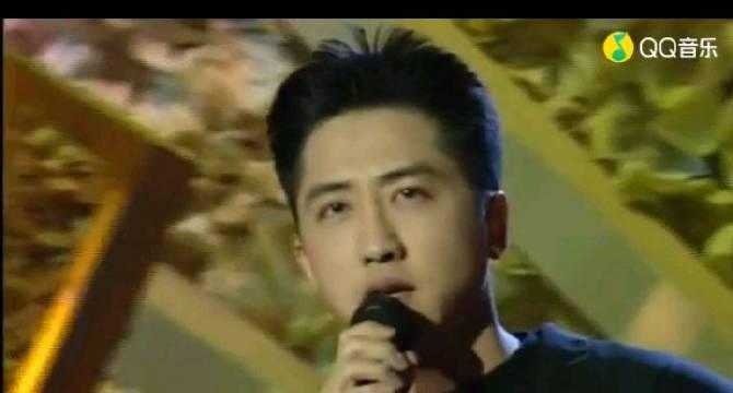 乐友 庾澄庆《让我一次爱个够》 这是1992年春晚的视频……|哈林|黑夜|我的爱|不再沉默|高潮_新浪新闻