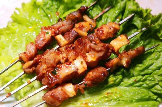 吃烧烤除了羊肉串吃货都点这几样老板一看就是行家会吃