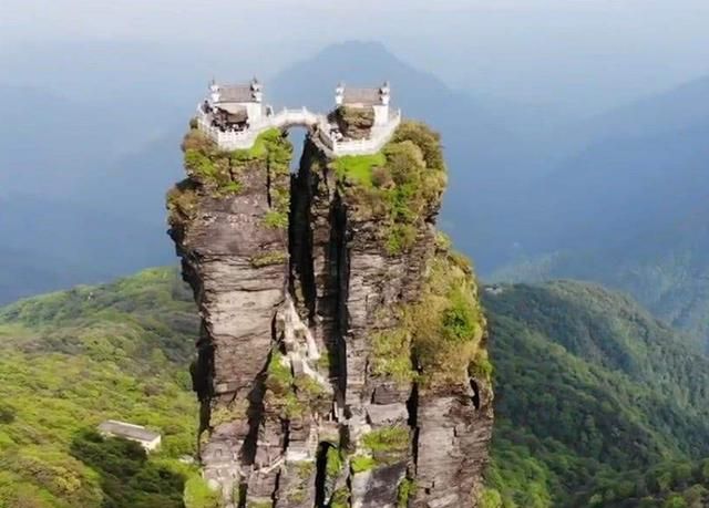 国内最"惊险"的寺庙,屹立悬崖百年不倒,建造过程至今成谜